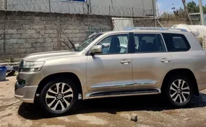 Toyota Land Cruiser 2008 Gold