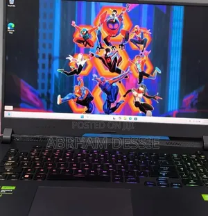 New Laptop Asus ROG Strix G17 8GB Intel Core Ultra 7 SSD 32GB