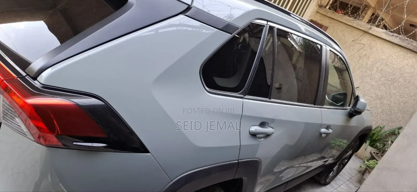 Toyota RAV4 2021 Green