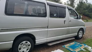 Toyota HiAce 2008 Silver