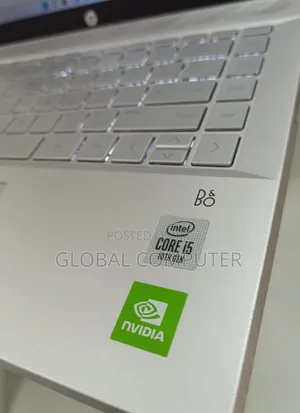 New Laptop HP Pavilion 13 16GB Intel Core I5 SSD 512GB