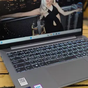 New Laptop Lenovo Thinkbook 14 16GB Intel Core Ultra 7 SSD 512GB