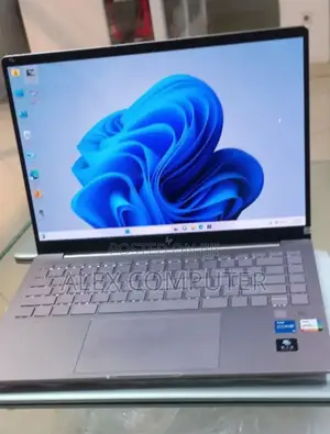 New Laptop HP Pavilion 14 16GB Intel Core I5 SSD 1T