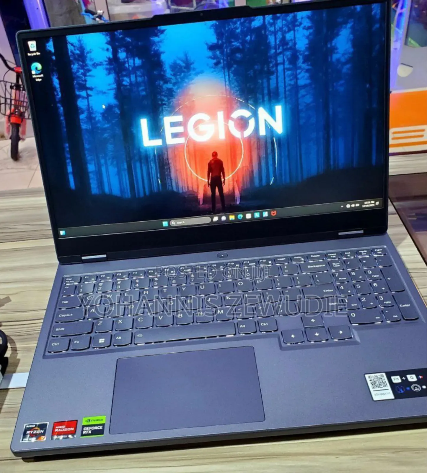 New Laptop Lenovo Legion 5 16GB AMD Ryzen 7 SSD 1T