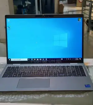 Photo - New Laptop Dell Latitude 5540 16GB Intel Core I7 SSD 512GB