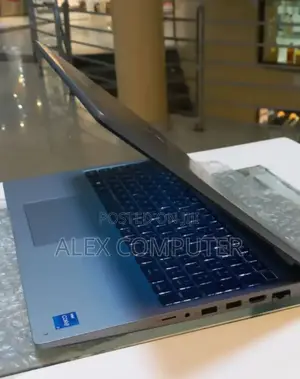 New Laptop Dell Latitude 5540 16GB Intel Core I7 SSD 512GB