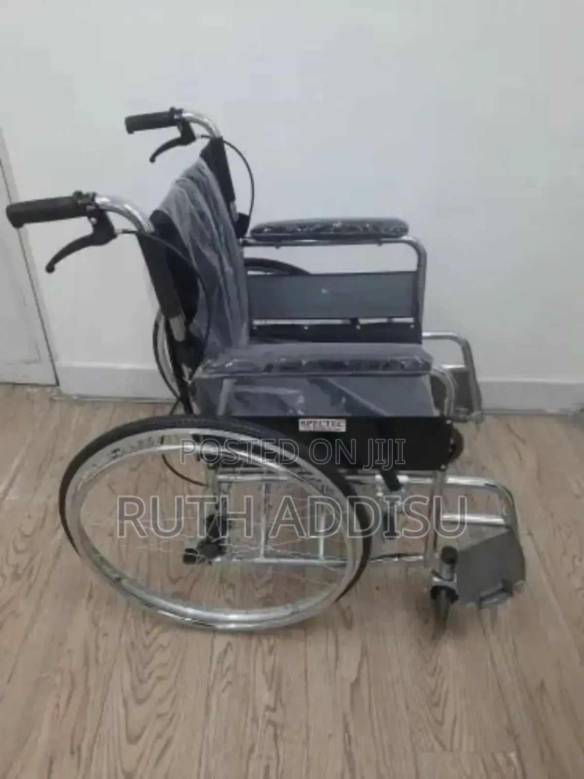Wheelchair跟隨wheelchair在此wheelchair與日wheelchair太空wheelchair
