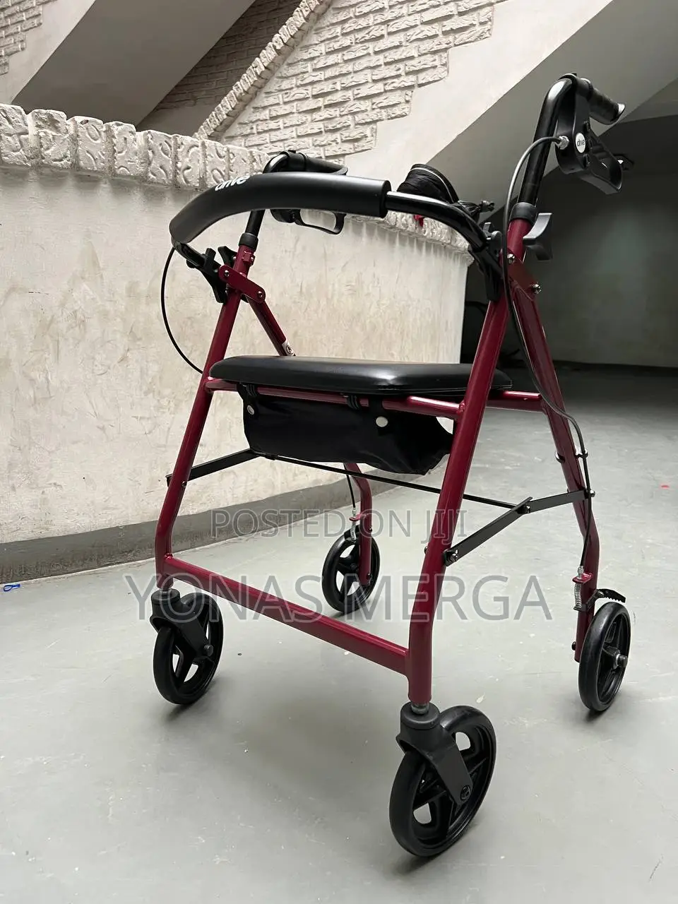 Walker With Seat Chair**Ellipse a Frame+ Small Red Rollator