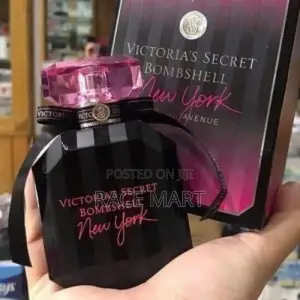 Photo - Victoria's Secret Bombshell**