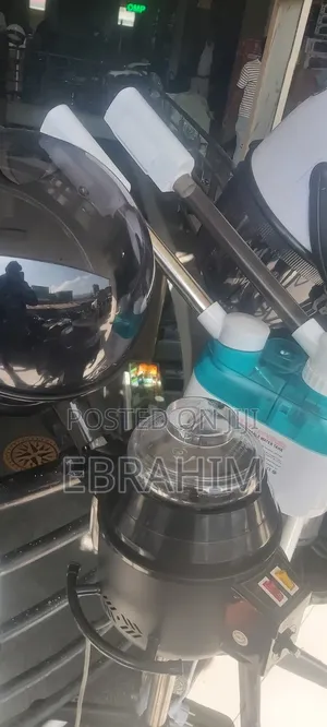 Top Hair Dryer (ካስክ