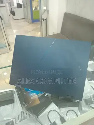 New Laptop Asus ZenBook Flip UX360UA 16GB Intel Core I7 SSD 512GB