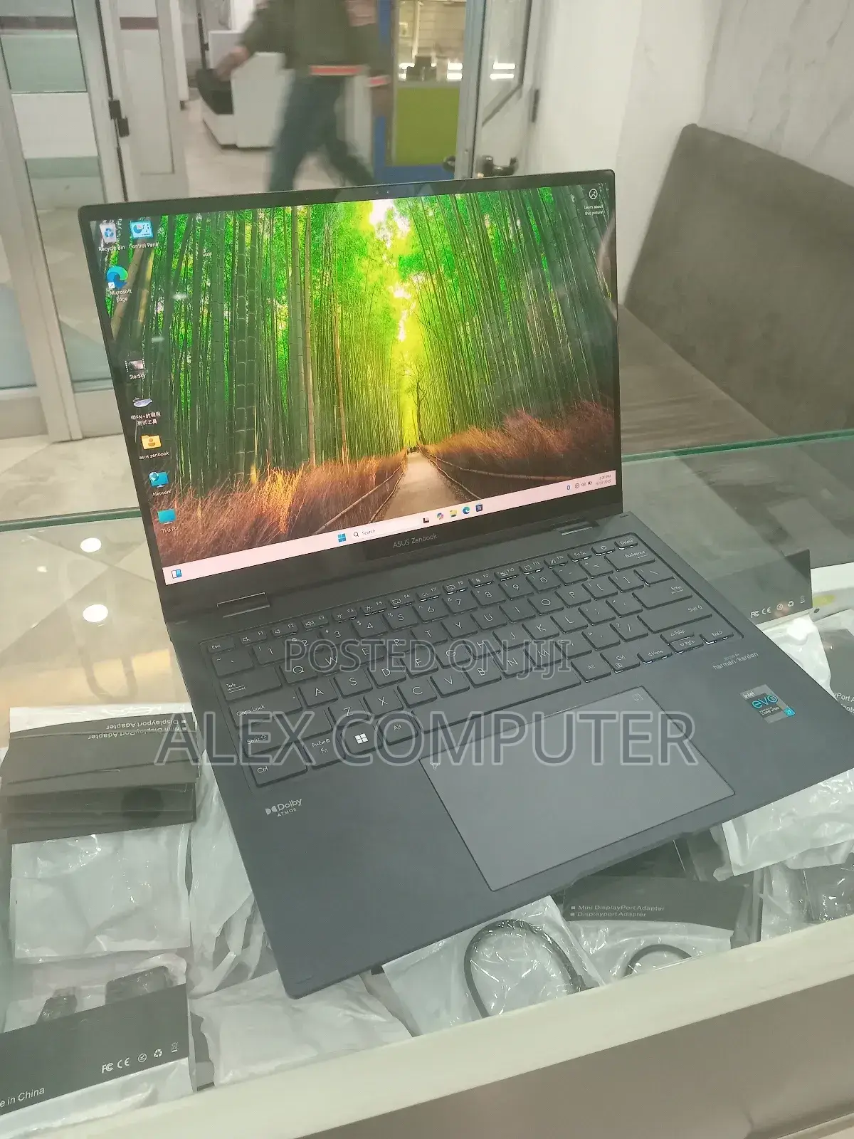 New Laptop Asus ZenBook Flip UX360UA 16GB Intel Core I7 SSD 512GB