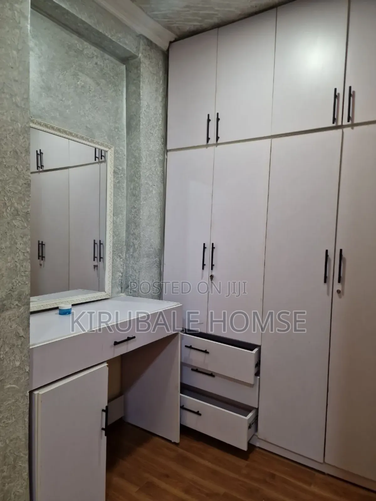 3bdrm Apartment in Noh Figa, Bole for rent