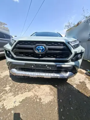 Photo - New Toyota RAV4 2024 Green