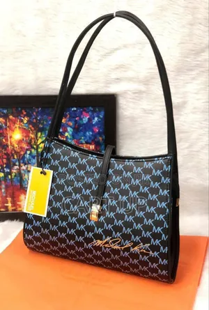 Photo - Mk Quality Slingbag