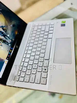 New Laptop HP Pavilion 14-Ce3064st 16GB Intel Core I5 SSD 512GB