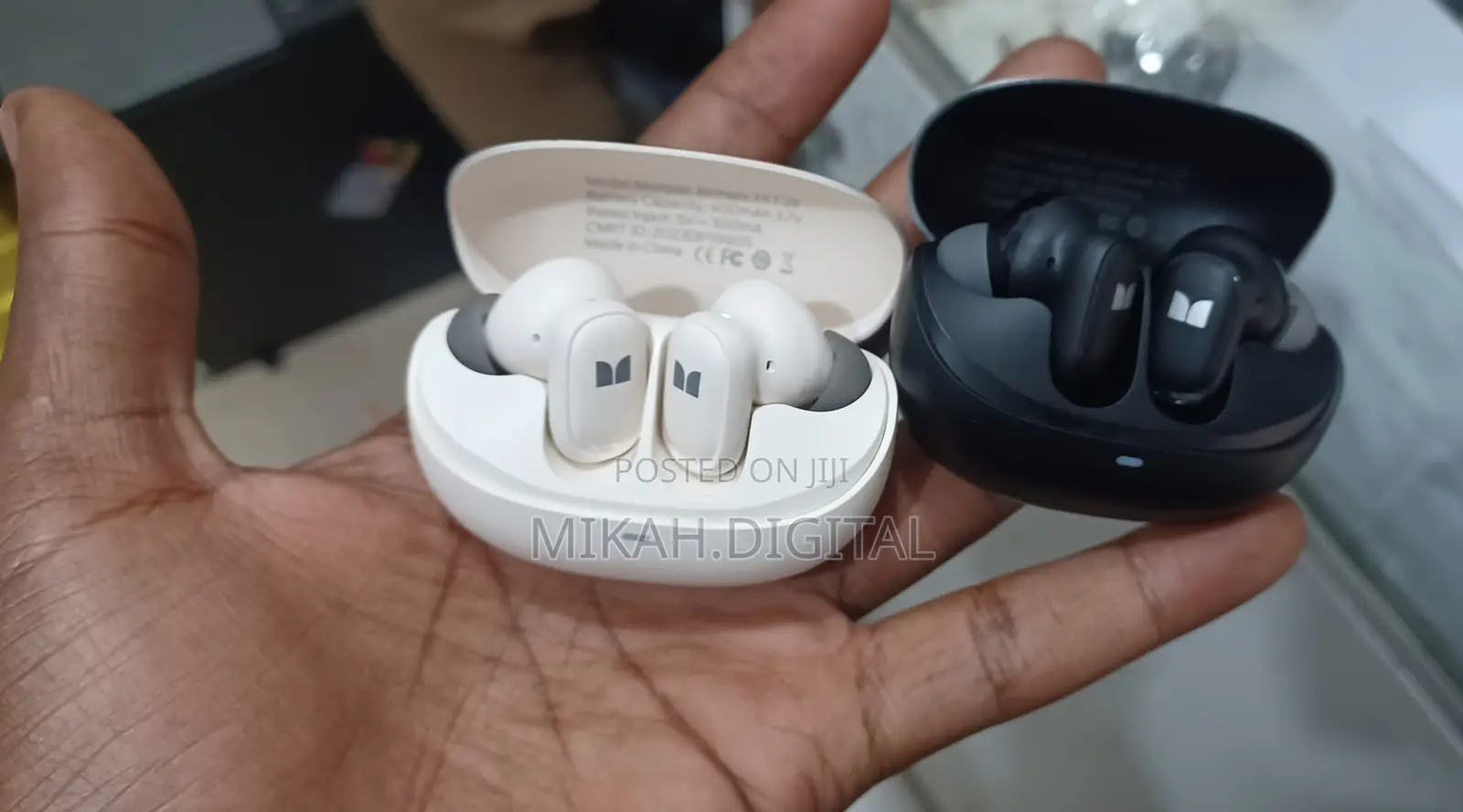 Monster Airmars Black Wireless Bluetooth Earphones | Earbuds