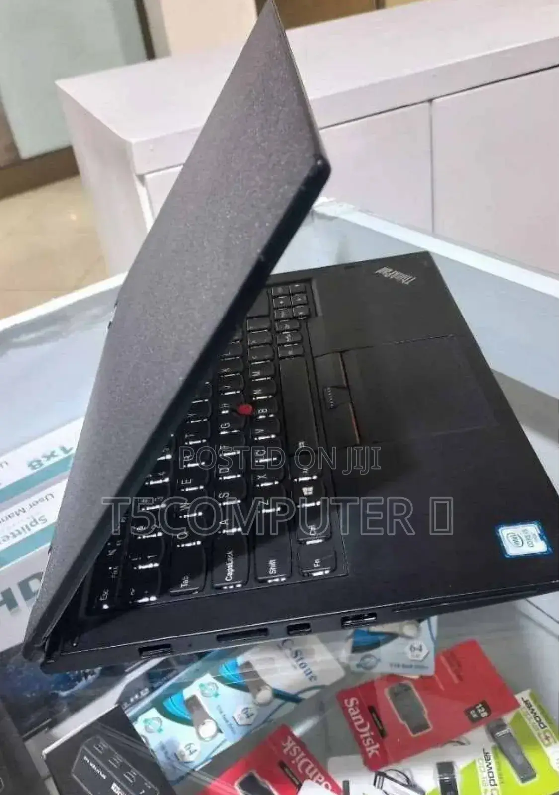 New Laptop Lenovo 8GB Intel Core I5 SSD 512GB