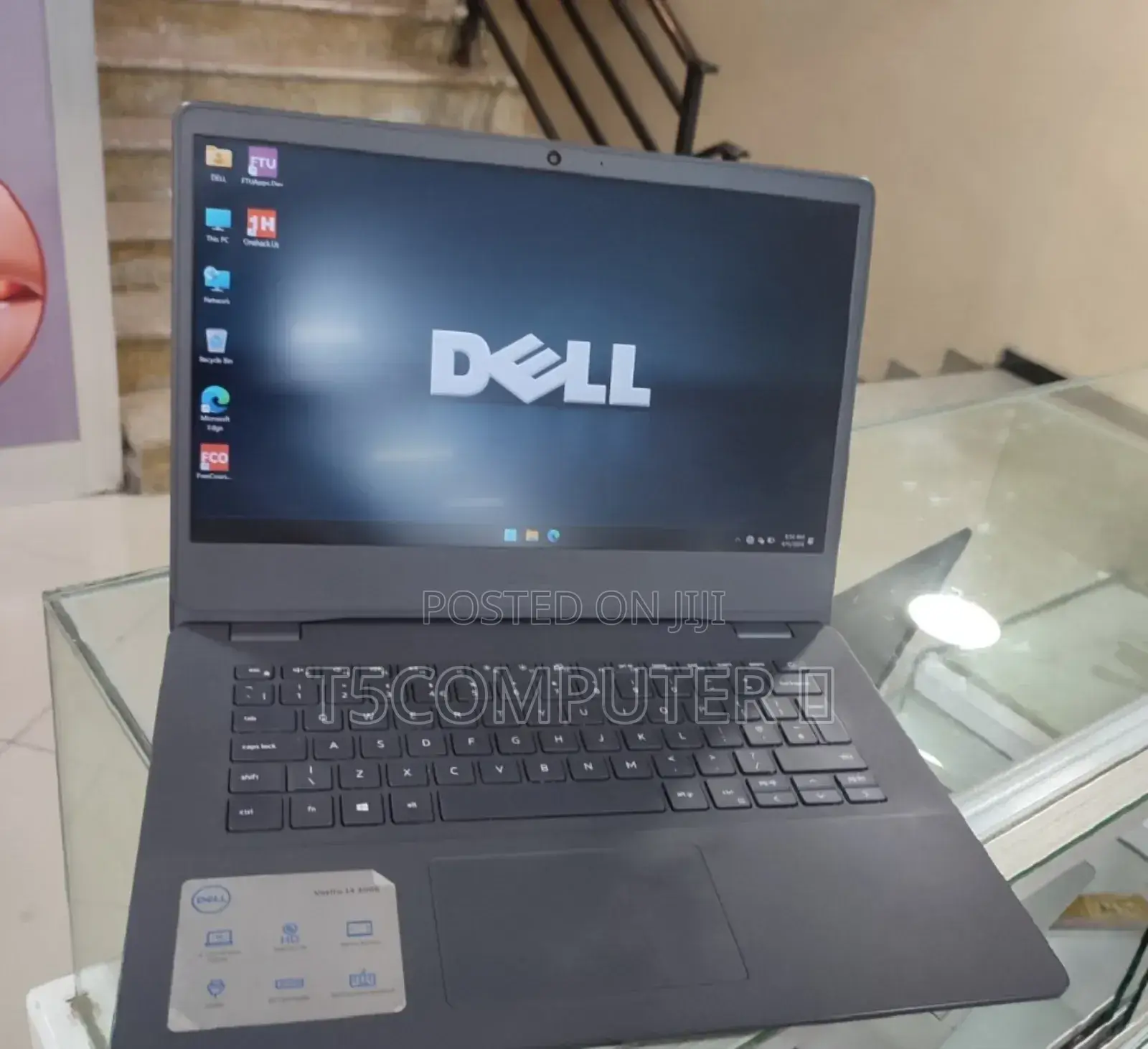 New Laptop Dell Vostro 14 3000 8GB Intel Core I5 SSD 256GB