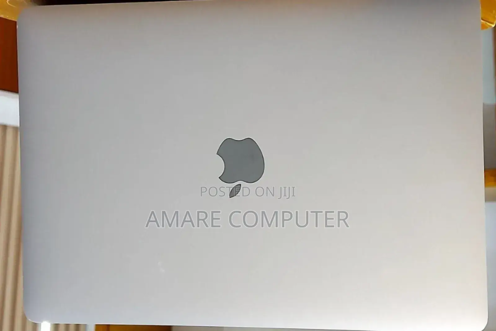 New Laptop Apple MacBook Pro 2022 M2 8GB Apple M2 SSD 256GB