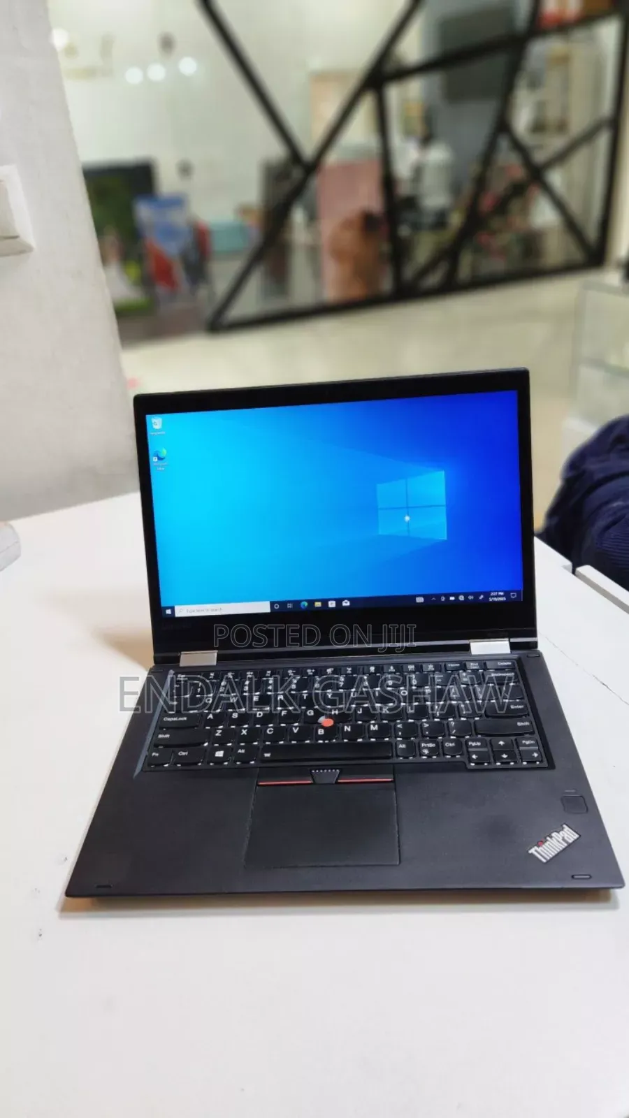 New Laptop Lenovo ThinkPad Yoga 8GB Intel Core I5 SSD 512GB