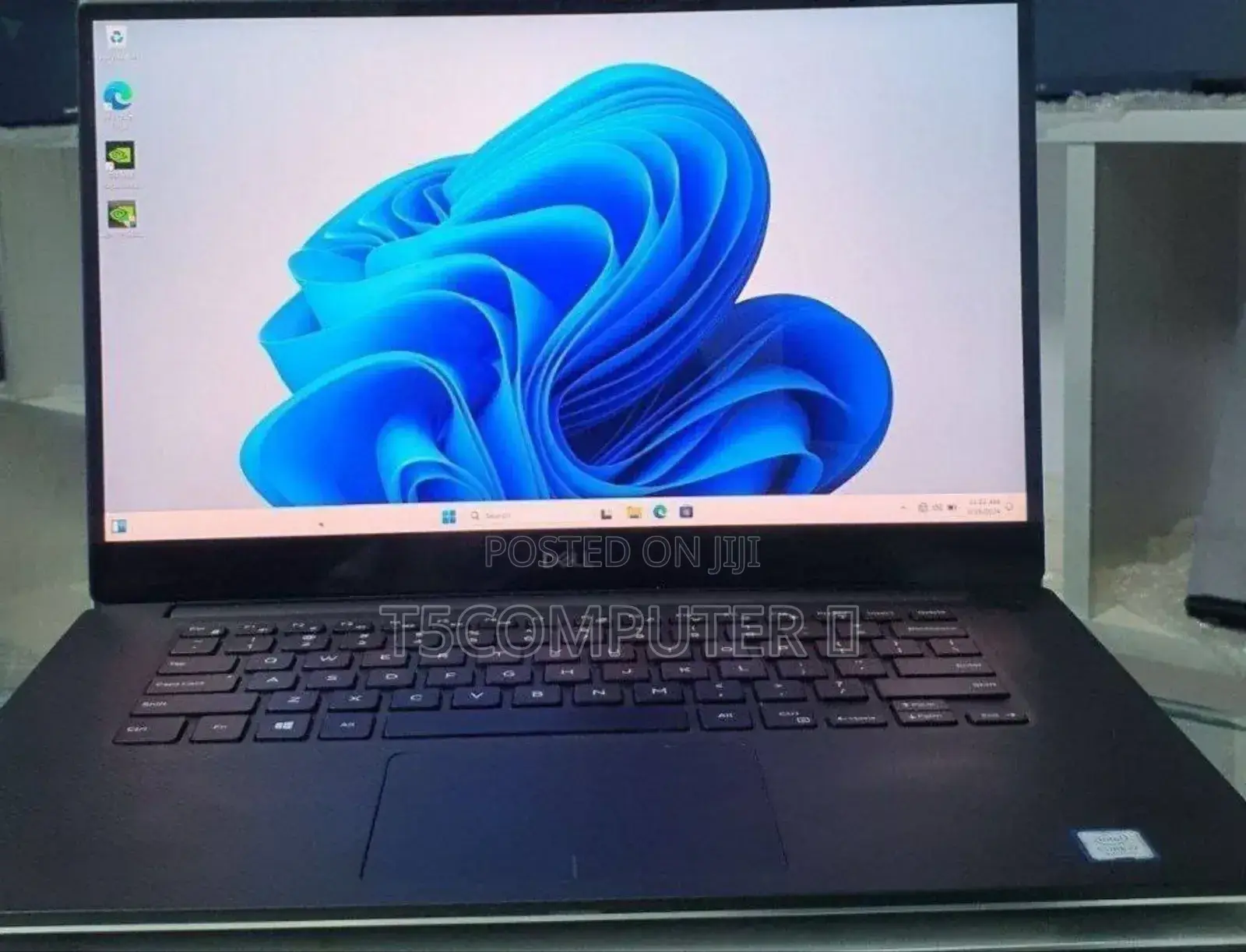 New Laptop Dell 16GB Intel Core I7 SSD 512GB