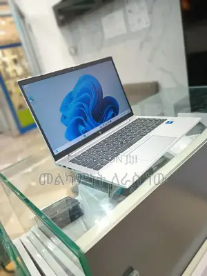 New Laptop HP EliteBook 840 G8 16GB Intel Core I7 SSD 512GB