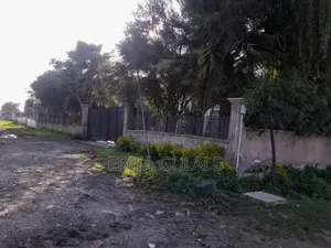 Furnished 6bdrm House in Rooseta Real State, Oromia-Finfinne for sale