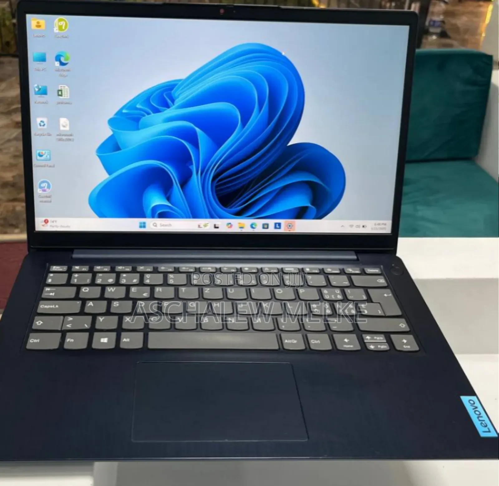 New Laptop Lenovo 8GB Intel Pentium SSD 256GB