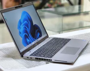 Photo - New Laptop Dell Latitude 5540 16GB Intel Core I7 SSD 512GB