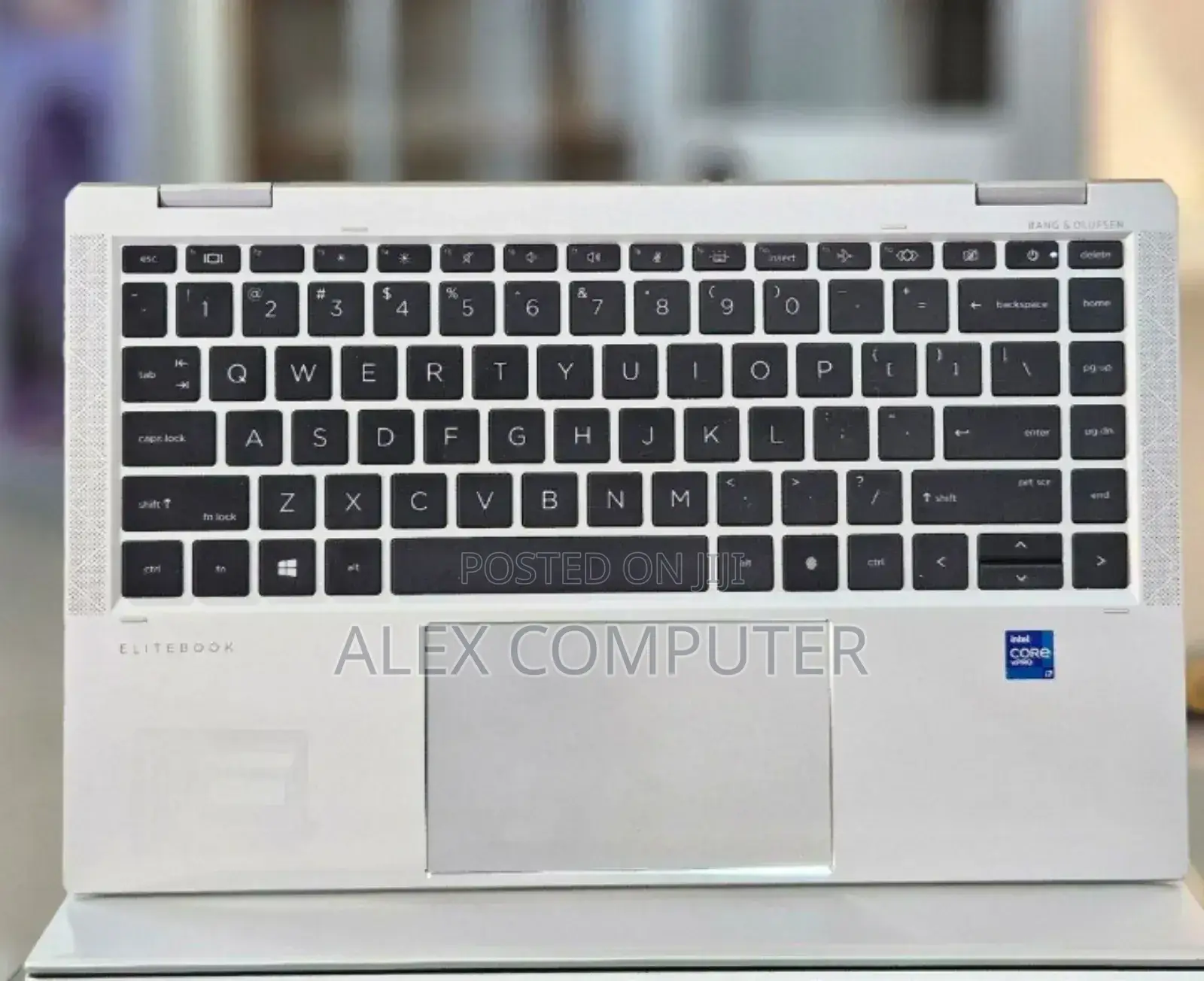 New Laptop HP EliteBook 1040 G8 16GB Intel Core I7 SSD 512GB