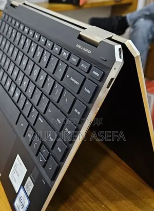 New Laptop HP Spectra 13 16GB Intel Core I7 SSD 1T