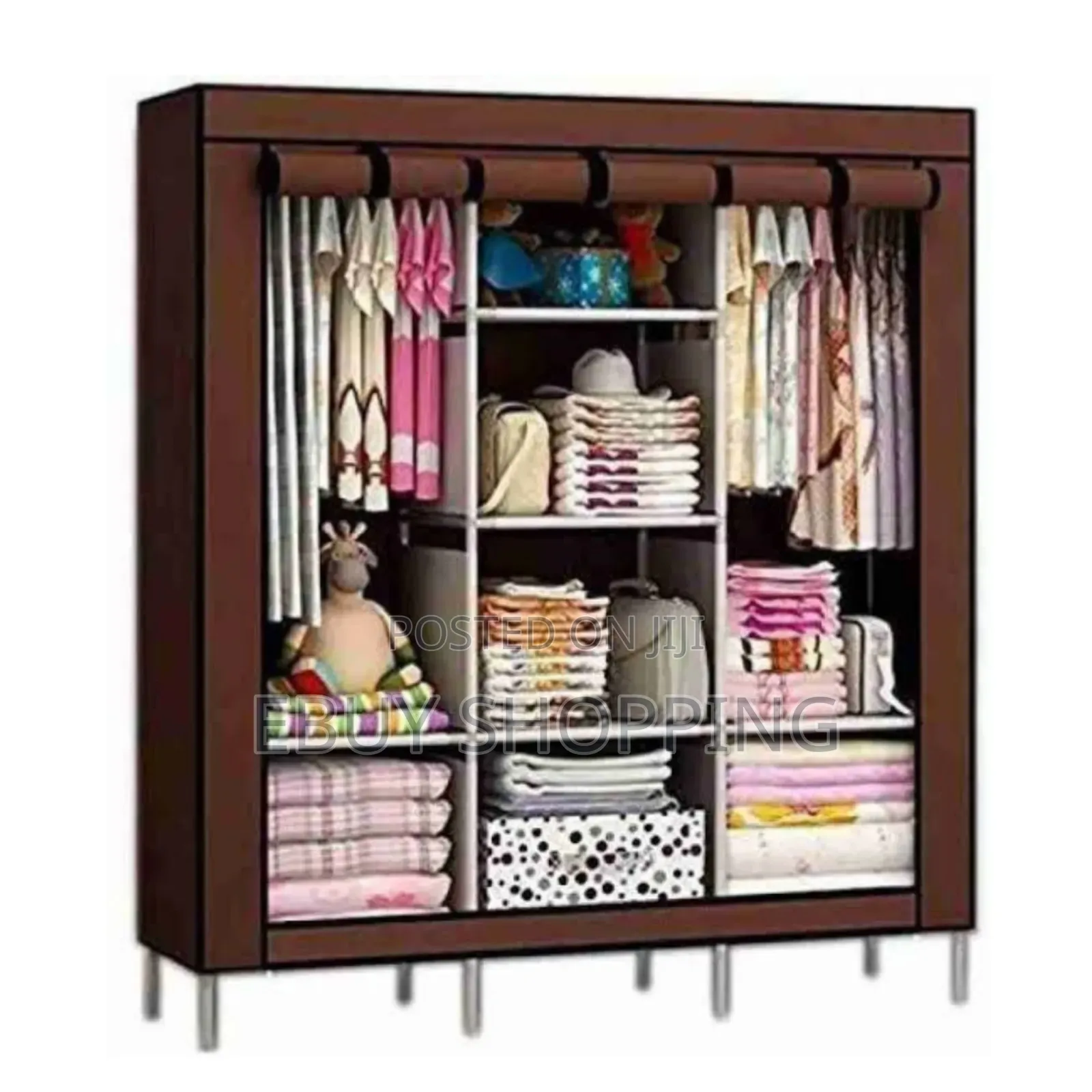 **Stylish Foldable Wardrobe for Effortless Relocation**