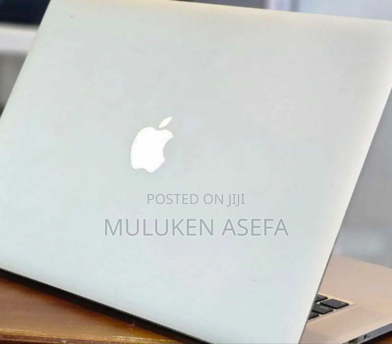 New Laptop Apple MacBook Pro M1 16GB Intel Core I7 SSD 256GB