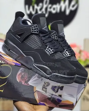 Photo - Jordan 4 Black Cat High Master Quality Smooth Sneakers