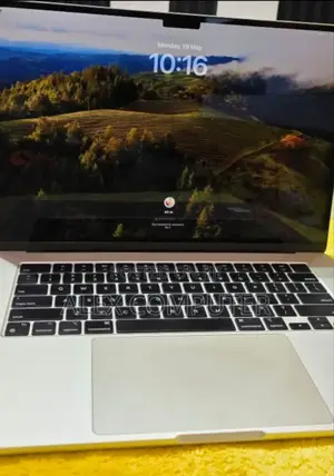 New Laptop Apple MacBook Air 2024 M3 15-Inch 16GB Apple M2 SSD 512GB