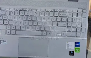 New Laptop HP 16GB Intel Core I7 SSD 512GB