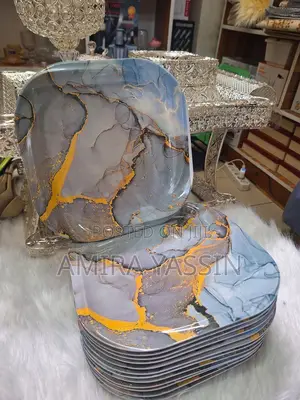 ለየት ያለ የመመገቢያ ስሀን