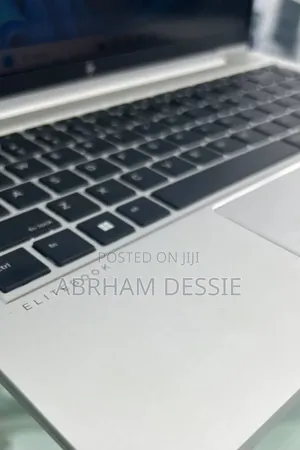 New Laptop HP EliteBook 840 G8 16GB Intel Core I7 SSD 512GB