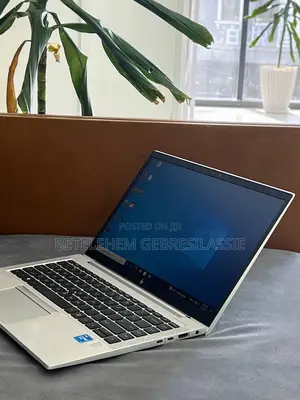 Laptop HP EliteBook 830 G8 16GB Intel Core I5 SSD 512GB