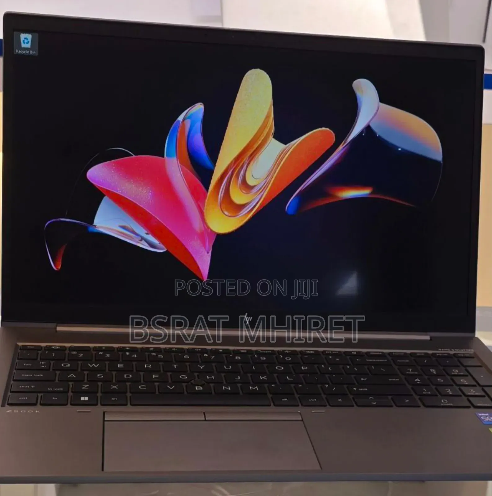 New Laptop HP ZBook Firefly G8 16GB Intel Core I7 SSD 1T