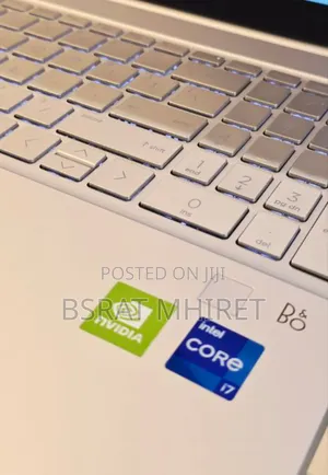 New Laptop HP ZBook Firefly G8 16GB Intel Core I7 SSD 1T