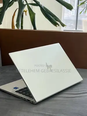 Laptop HP EliteBook 830 G8 16GB Intel Core I5 SSD 512GB