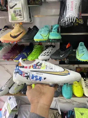 Nike Phantom Football Shoes