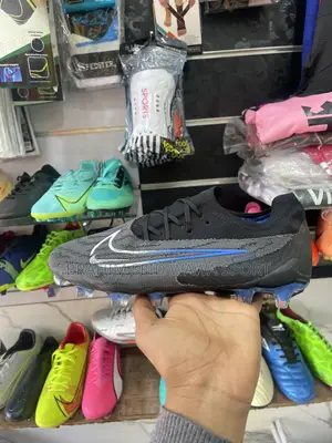 Nike Phantom Football Shoes