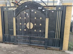Photo - Gate for a Compound (የግቢ በር)