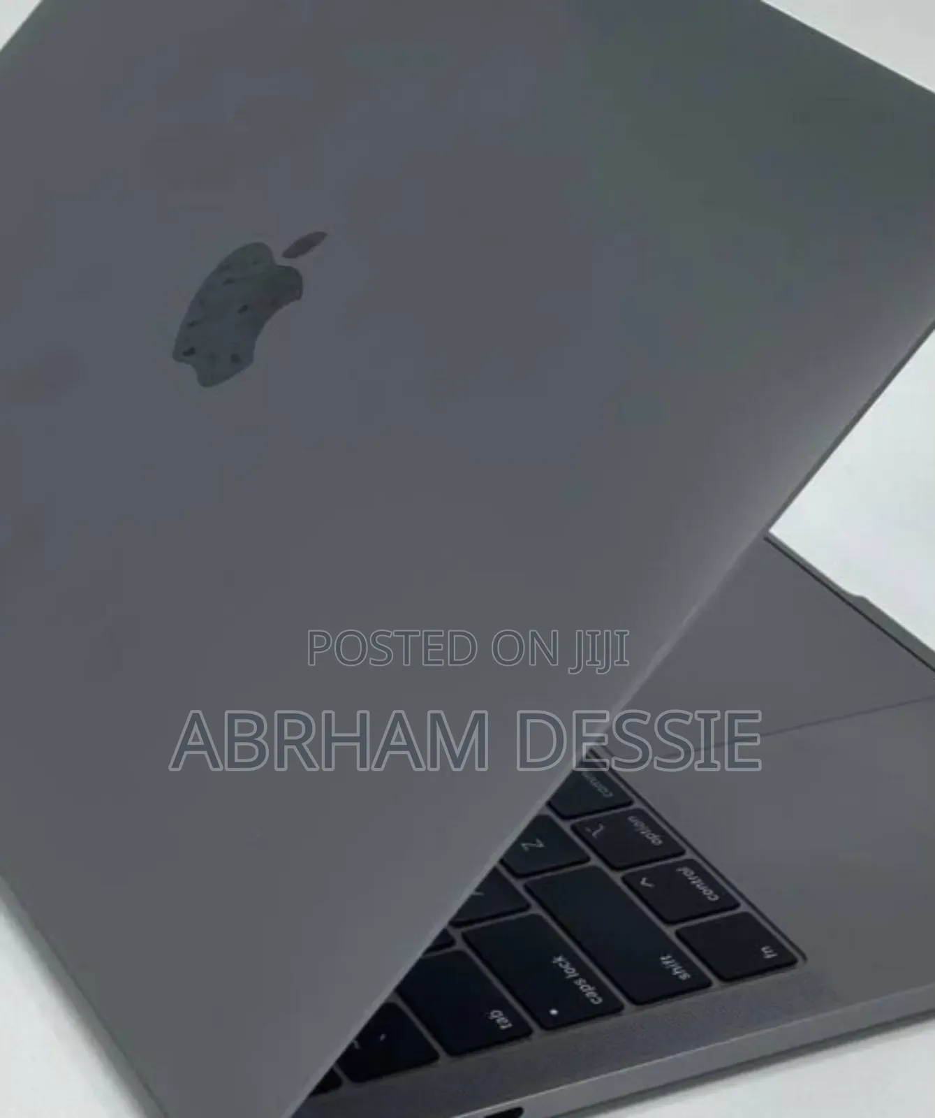 New Laptop Apple MacBook Pro M1 8GB Intel Core I5 SSD 256GB