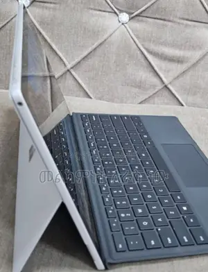New Laptop Microsoft Surface Pro 7 8GB Intel Core I5 SSD 128GB