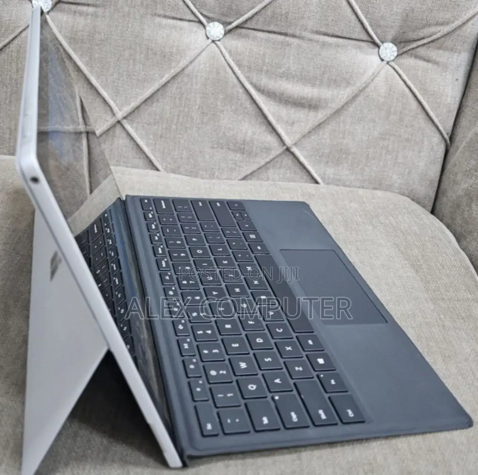 New Laptop Microsoft Surface Pro 7 8GB Intel Core I5 SSD 128GB