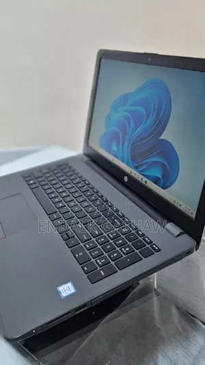 New Laptop HP Stream Notebook 8GB Intel Core I5 SSD 1T